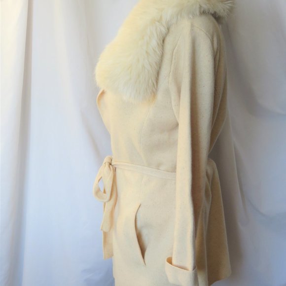 Escada Oatmeal Belted Sweater Jacket Faux Fur Trim - Picture 4 of 9